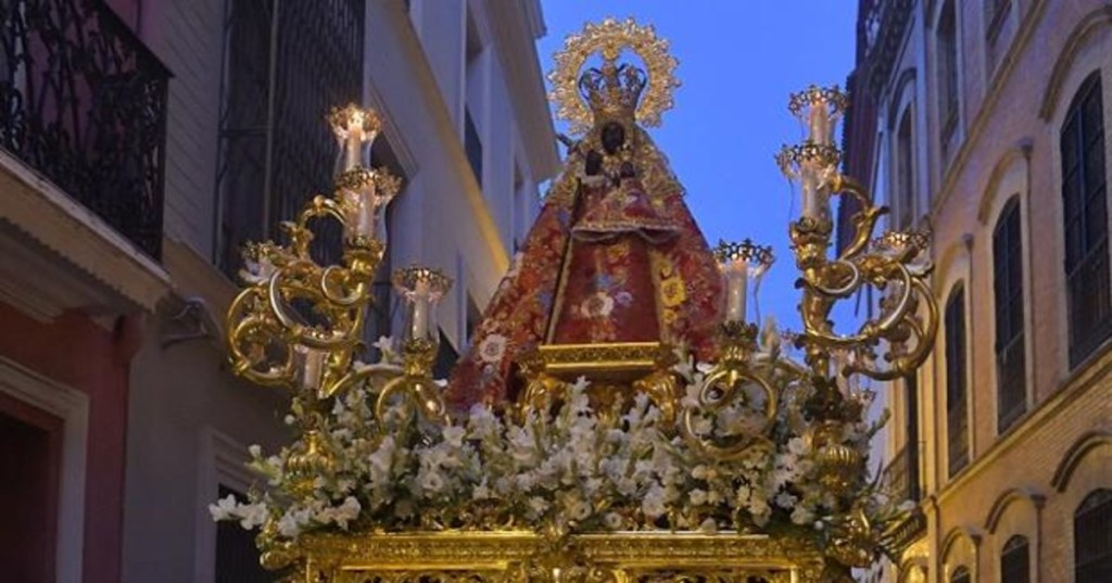 Se retoman las procesiones tras el periodo&nbsp;vacacional